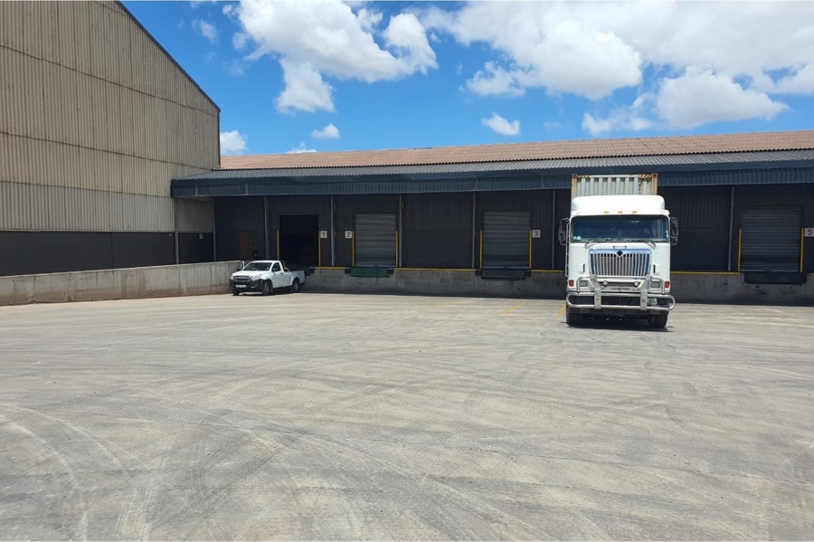 Commercial Property for Sale in Markman Industrial Eastern Cape